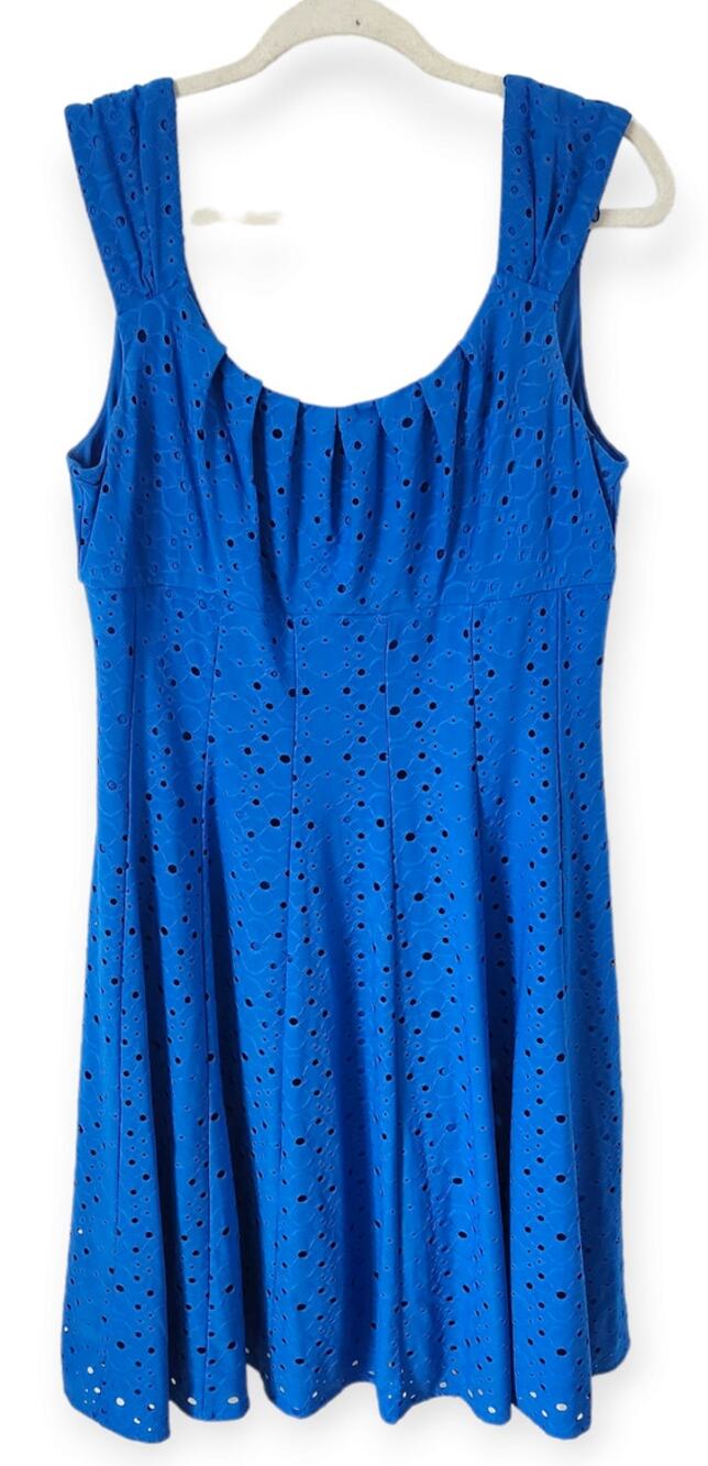 London Style Women's Sleeveless Blue Eyelet Dress Size Large